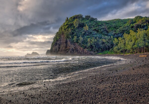 Pololu Black Sand Beach, Big Island
